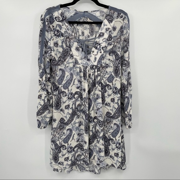 Altar'd State Dresses & Skirts - Altard State White & Blue Paisley Dress